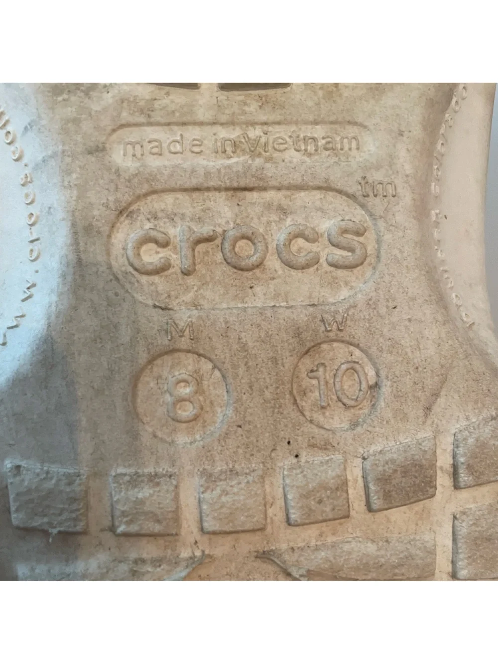 CROCS  Slip-On Clog
